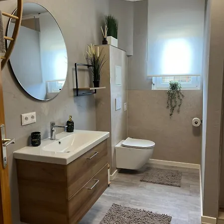 Apartment Top1